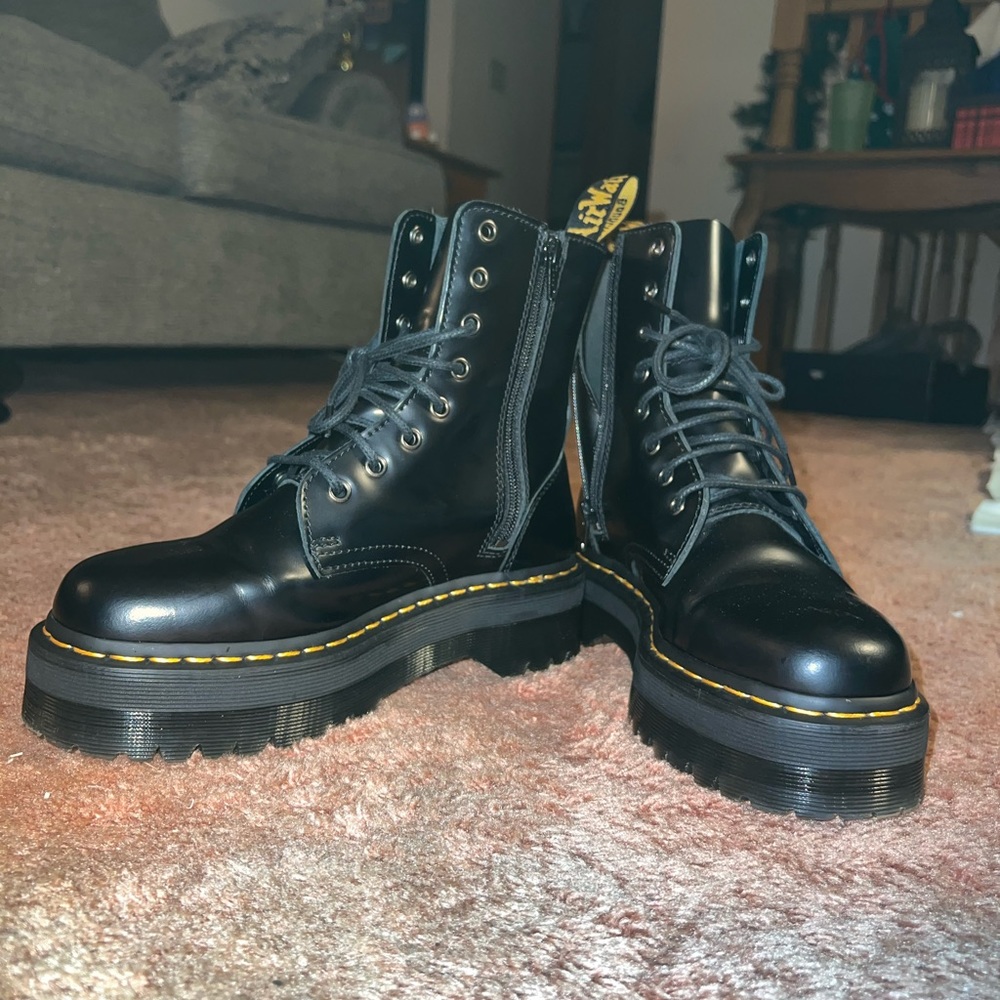 Dr. Martens Jadon Platform 8-Eye Boots
